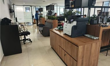 Oficina para  venta en la Aguacatala Medellín