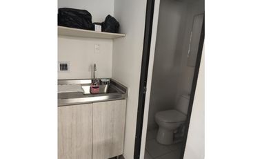 Oficina para  venta en la Aguacatala Medellín