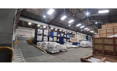 Bodega industrial con oficinas para la venta en Sabaneta