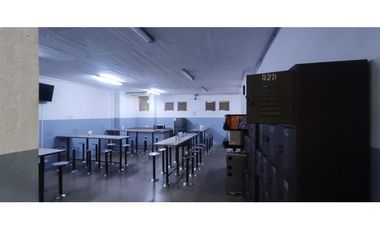 Bodega industrial con oficinas para la venta en Sabaneta