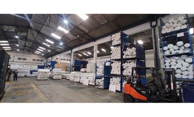 Bodega industrial con oficinas para la venta en Sabaneta