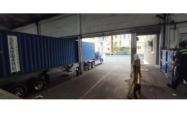 Bodega industrial con oficinas para la venta en Sabaneta