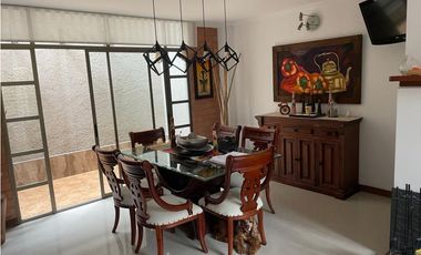 ¡Excelente Oportunidad! Hermosa casa para la venta en Sabaneta