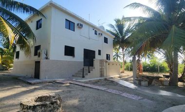 Casa en Telchac puerto con 2,844 mts2 de Terreno