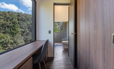 Casa en venta en el Retiro las Palmas vía la Fe