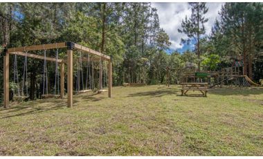 Casa en venta en el Retiro las Palmas vía la Fe