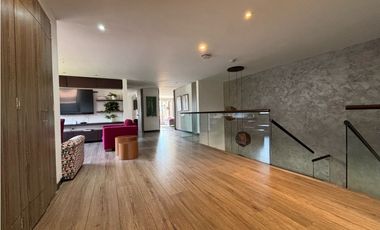 VENTA APARTAMENTO 261m2 DUPLEX + TERRAZA 50m2  REMODELADO NOGAL