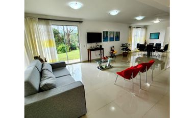 Casa campestre en venta sector el escobero envigado