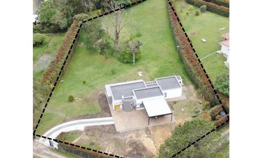 Casa campestre en venta sector el escobero envigado