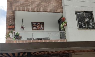APRTAMENTO PRA VENTA, RODEO NORTE, GUAYABAL, CERCA OLAYA HERRERA