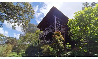 Venta de cabaña en Santa Elena Vereda El Cerro