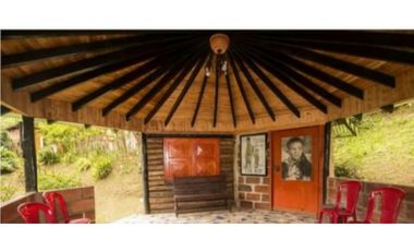Finca en Venta Construccion Tradicional Caldas Antioquia