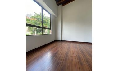 Se vende casa en Sabaneta sector la Doctora