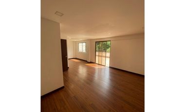 Se vende casa en Sabaneta sector la Doctora