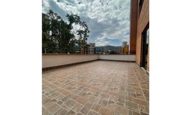 Se vende casa en Sabaneta sector la Doctora