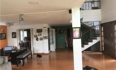 Casa para la venta en La Estrella Cerca del Parque - Antioquia