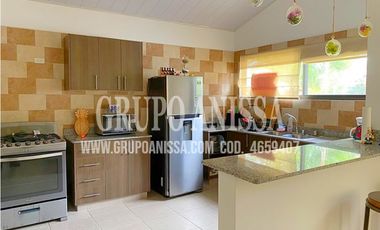 Se Vende Hermosa Casa en Altos del Maria COD.4659407