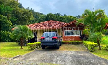 Se Vende Hermosa Casa en Altos del Maria COD.4659407