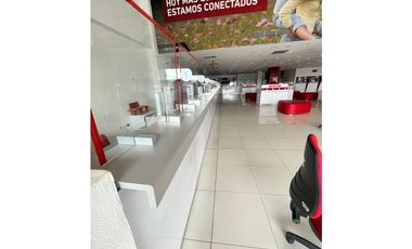 LOCAL COMERCIAL / LOS PUEBLOS / JUAN DIAZ / 750m2 / 2 NIVELES YG