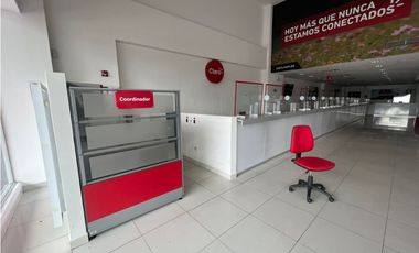 LOCAL COMERCIAL / LOS PUEBLOS / JUAN DIAZ / 750m2 / 2 NIVELES YG