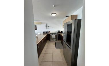 Venta de Apartamento con Vista al Mar en Coco del Mar, PH Nautica