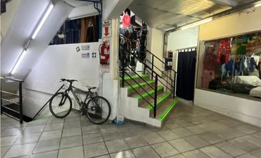 GRAN LOCAL COMERCIAL. ESQUINA ESTRATÉGICA OSTENDE