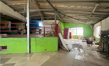 GRAN LOCAL COMERCIAL. ESQUINA ESTRATÉGICA OSTENDE