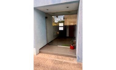 Venta depto 2 amb al contrafrente paso del rey centro