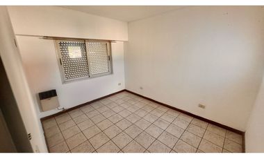 Venta depto 2 amb al contrafrente paso del rey centro