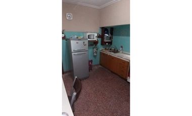 Casa + Departamento ( Multifamiliar)-Garage-Jardin