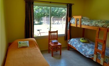 VENTA DE CASA DE TRES AMBIENTES EN MAR CHIQUITA