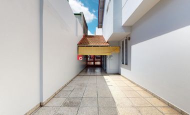 Casa en venta de 3 dormitorios en Diagonal 76 e/ 18 y Plaza Azcuenaga La Plata