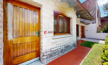 Casa en venta de 3 dormitorios en Diagonal 76 e/ 18 y Plaza Azcuenaga La Plata