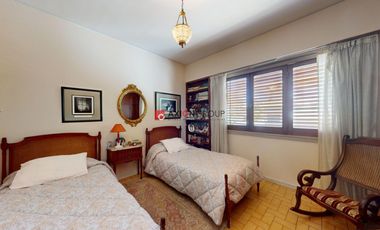 Casa en venta de 3 dormitorios en Diagonal 76 e/ 18 y Plaza Azcuenaga La Plata