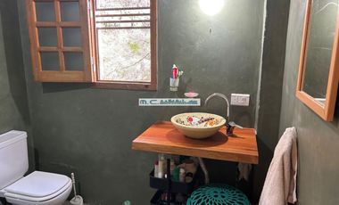ALQUILER ANUAL. CUESTA BLANCA. DPTO UN DORMITORIO c/ EXCELENTE VISTA.