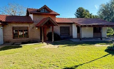 Casa quinta en venta de 2900m2 ubicado en Los Chañares
