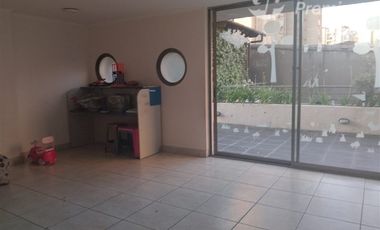 Departamento en Venta en OPORTUNIDAD Av. Perú, 2D,2B, 1Esta y 1Bod. a dos cuadras de providencia.