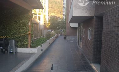 Departamento en Venta en OPORTUNIDAD Av. Perú, 2D,2B, 1Esta y 1Bod. a dos cuadras de providencia.