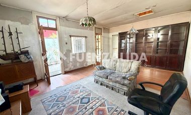 Casa en Venta en Para Remodelar en Punta Arenas / Bella Vista /Clínica Santa María