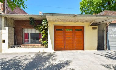 Venta PH 4 ambientes con cochera, Barrio El Gaucho