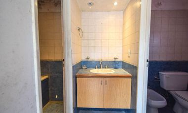 Venta PH 4 ambientes con cochera, Barrio El Gaucho