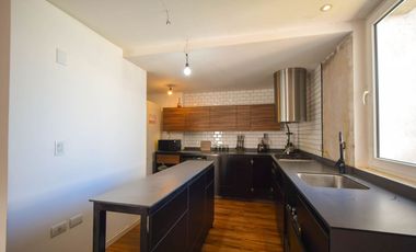 Venta PH 4 ambientes con cochera, Barrio El Gaucho