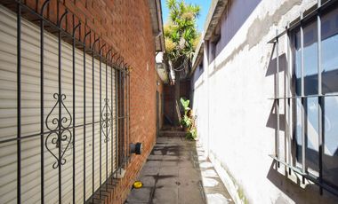 Venta PH 4 ambientes con cochera, Barrio El Gaucho