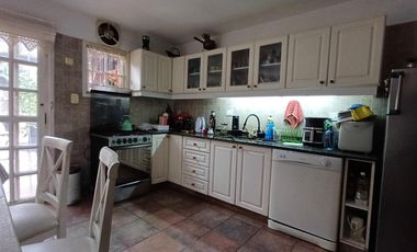 Venta Triplex 4 AMBIENTES Ciudad jardín   estudio   playroom OPORTUNIDAD