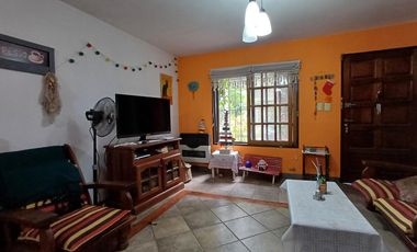 Venta Triplex 4 AMBIENTES Ciudad jardín   estudio   playroom OPORTUNIDAD