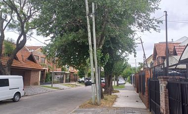 Venta Triplex 4 AMBIENTES Ciudad jardín   estudio   playroom OPORTUNIDAD