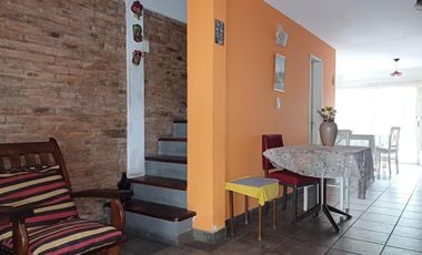 Venta Triplex 4 AMBIENTES Ciudad jardín   estudio   playroom OPORTUNIDAD