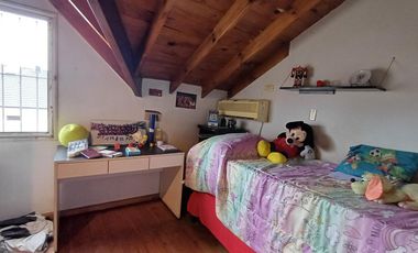 Venta Triplex 4 AMBIENTES Ciudad jardín   estudio   playroom OPORTUNIDAD