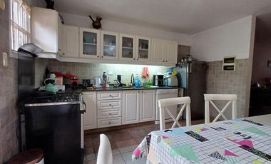 Venta Triplex 4 AMBIENTES Ciudad jardín   estudio   playroom OPORTUNIDAD