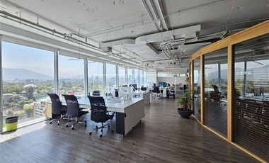 Oficina en Arriendo en A pasos del metro El Golf